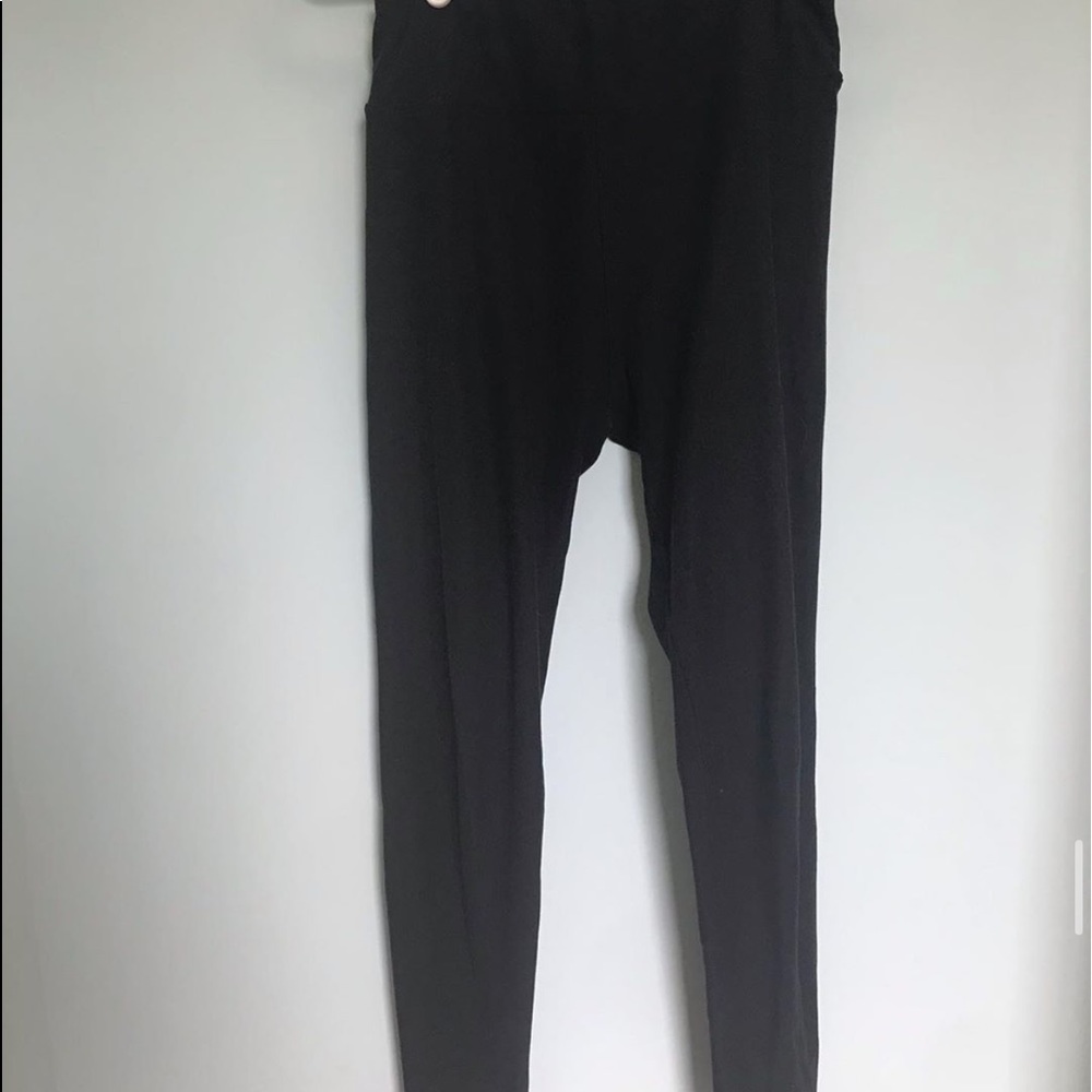 Black LuLaRoe leggings